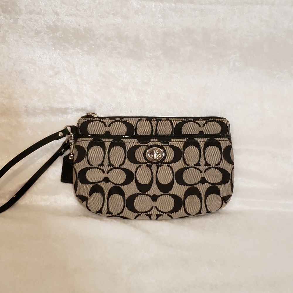 Coach Signature Black & Grey Optic  Wristlet